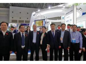 順應(yīng)新形勢 賦能新發(fā)展——中國飼料工業(yè)展盛大開幕,各級領(lǐng)導(dǎo)蒞臨中農(nóng)穎泰展臺交流指導(dǎo)！